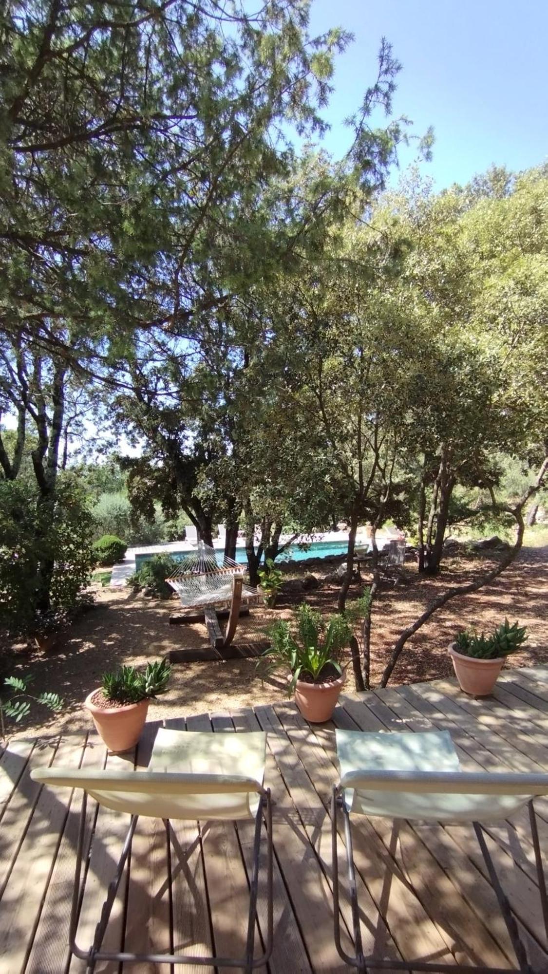La Bergerie Des Colles Bed & Breakfast Entrecasteaux Luaran gambar
